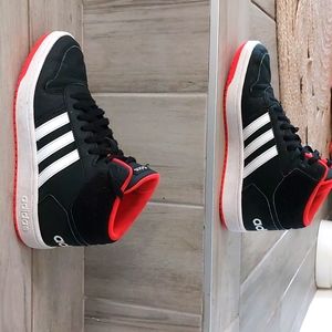 Addias Retro Basketball Sneakers